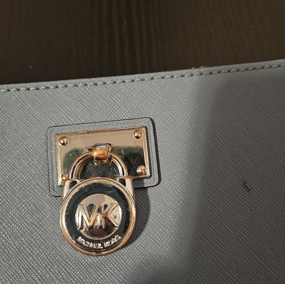 Michael Kors Travel Wallet - Picture 3 of 4